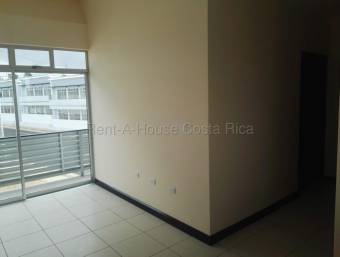 Se vende apartamento en La Trinidad de Moravia #26-2144