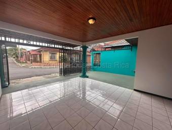 Venta de Casa en Alajuela. RAH 26-2137