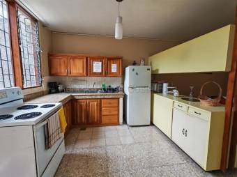 MLS-26-2170 LS VENTA CASA ALAJUELA CENTRO CONTACTENOS AL # 86127562