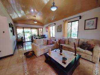 MLS-24-1136 KQ VENTA CASA TURRUCARES ALAJUELA CONTACTENOS AL # 88987222