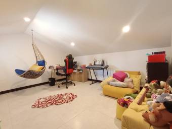Venta de Casa de Lujo en Mata de Plátano-Goicoechea. RAH 26-1348