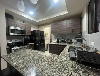 Venta de Casa en Ulloa-Heredia. RAH 26-1600
