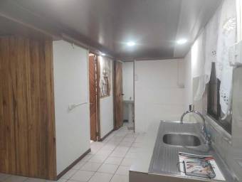 Venta de Casa Esquinera en Hatillo-San José. 