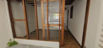 Venta de Casa en Granadilla de Curridabat. RAH 26-563
