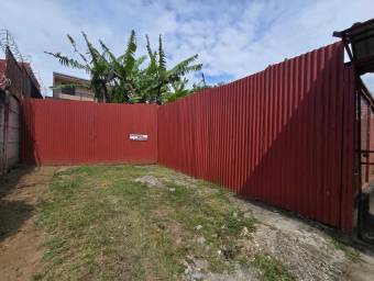 Venta de Lote en Moravia-La Trinidad. RAH 25-1800