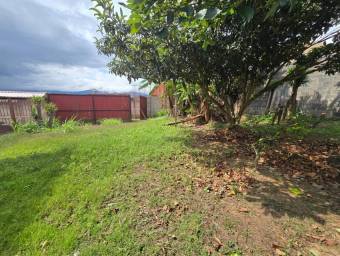 Venta de Lote en Moravia-La Trinidad. RAH 25-1800