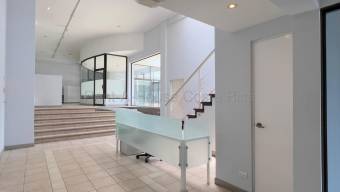 Venta de Casa Comercial/Residencial en Mata Redonda, San José. RAH 26-2148