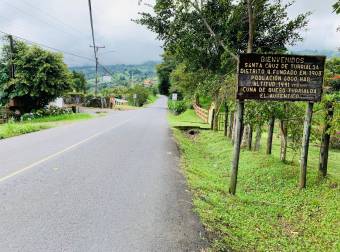 hermosa casa de descanso en Quinta Santa Cruz Turrialba