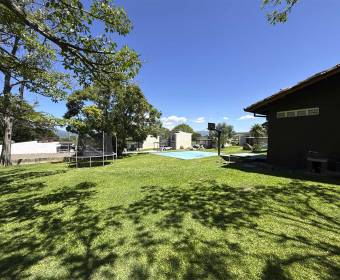Lote de 323 m2 en venta en condominio en La Garita de Alajuela