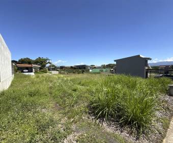Lote de 323 m2 en venta en condominio en La Garita de Alajuela