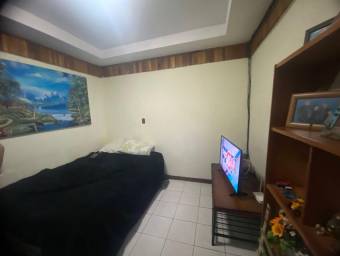 Venta de Casa APTO en Cubujuquí-Heredia. RAH 26-738 Venta de Casa APTO en Cubujuquí-Heredia. RAH 26-738