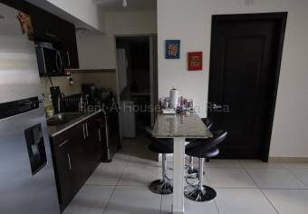 Alquiler de Apartamento en Lomas de Ayarco Sur-Curridabat. RAH 26-2179