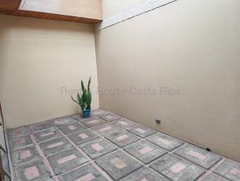 Venta de Hotel en El Centro de Alajuela. RAH 26-2170