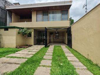 Venta de Hotel en El Centro de Alajuela. RAH 26-2170