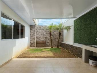 Venta de Casa en Montes de Oca-San Rafael.