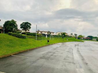 Venta de Lote ESQUINERO en La Unión-Concepción, Cartago. RAH 26-2181