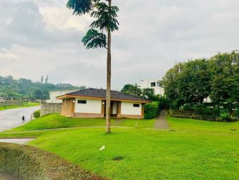 Venta de Lote ESQUINERO en La Unión-Concepción, Cartago. RAH 26-2181