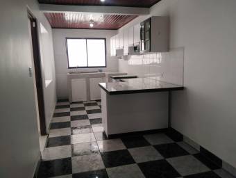 Casa en venta en Guadalupe con excelente ubicación y espacios ideales para la familia #26-295 GS Casa en venta en Guadalupe con excelente ubicación y espacios ideales para la familia #26-295 GS