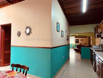 Venta de casa con apartamento incluido en San Francisco de Heredia 26-2204