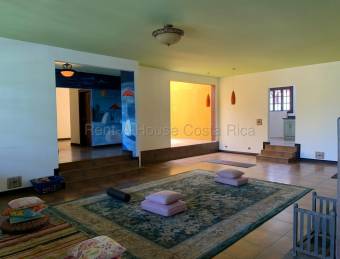 Hotel holístico en venta con casa independiente y espacios para bienestar integral #26-2007 GS, $ 1,500,000, 6, San José, Escazú