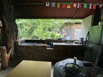Venta de Casa de Playa y Montaña en Talamanca-Sixaola, Limón. RAH 26-634