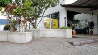 Venta de Centro Comercial en La Guácima de Alajuela. RAH 26-2206 OPORTUNIDAD DE INVERSIÓN Venta de Centro Comercial en La Guácima de Alajuela. RAH 26-2206 OPORTUNIDAD DE INVERSIÓN