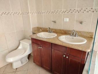 Venta de Apartamento en San Rafael de Escazú. RAH 26-2188