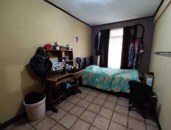 Casa en venta en el centro de San Antonio de Coronado #25-1100 GS