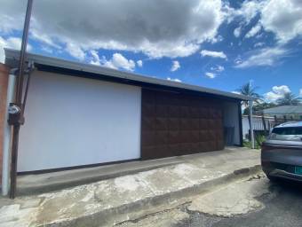 Venta de Oficina en Alajuela. RAH 26-300 USO DE SUELO COMERCIAL