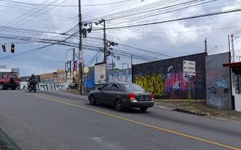 Lote Comercial con excelente ubicación