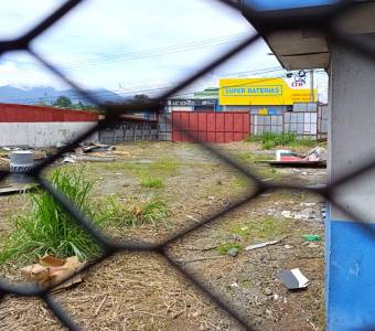 Lote Comercial con excelente ubicación