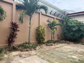 Se alquila casa con uso de suelo mixto en Hospital San José 26-2212 Se alquila casa con uso de suelo mixto en Hospital San José 26-2212