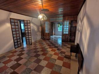 Venta de Casa en Santa Ana. RAH 26-2165
