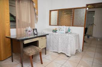 Venta de Casa en Invu Las Cañas, Alajuela. RAH 26-2168