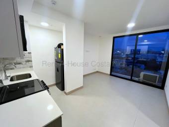 Venta de apartamento semi amoblado con balcón y amenidades #26-2113 GS Venta de apartamento semi amoblado con balcón y amenidades #26-2113 GS