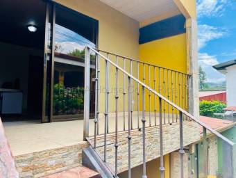 Venta de Casa  APTO en San Isidro de Heredia. RAH 26-2204