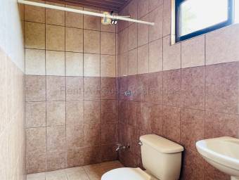 Venta de Casa  APTO en San Isidro de Heredia. RAH 26-2204