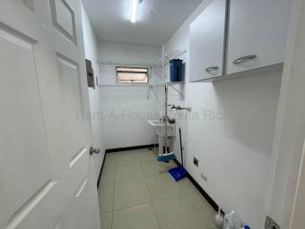 Apartamento en venta en primer piso con excelente ubicación y amenidades en San Sebastían#26-2040 GS Apartamento en venta en primer piso con excelente ubicación y amenidades en San Sebastían#26-2040 GS