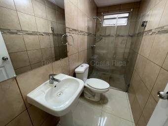 Apartamento en venta en primer piso con excelente ubicación y amenidades en San Sebastían#26-2040 GS Apartamento en venta en primer piso con excelente ubicación y amenidades en San Sebastían#26-2040 GS