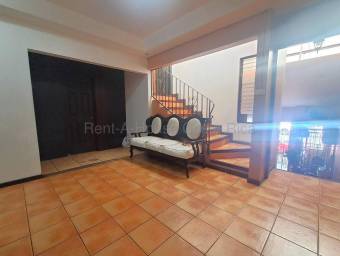 Venta de Casa en Mercedes Norte-Heredia. RAH 26-2070 COMERCIAL E INVERSIÓN