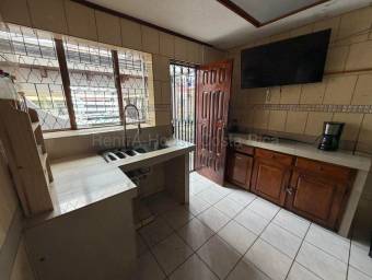 Alquiler de Casa en Hospital, San José. RAH 26-2212 USO MIXTO
