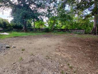 Venta de Lote en Santa Cruz-27 de Abril. RAH 26-2208 Venta de Lote en Santa Cruz-27 de Abril. RAH 26-2208