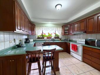 Casa de lujo de un nivel en venta en Altamonte, Curridabat #26-2159 GS Casa de lujo de un nivel en venta en Altamonte, Curridabat #26-2159 GS