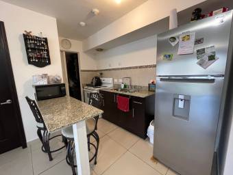 Apartamento en venta con vista a las montañas y excelente ubicación #23-2150 GS Apartamento en venta con vista a las montañas y excelente ubicación #23-2150 GS
