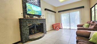 House for sale in Heredia, San Rafael. Code CV5299