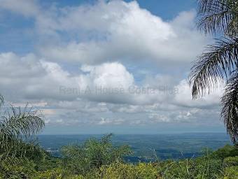 Terreno residencial en venta con vista panorámica en Orotina #26-2185 GS