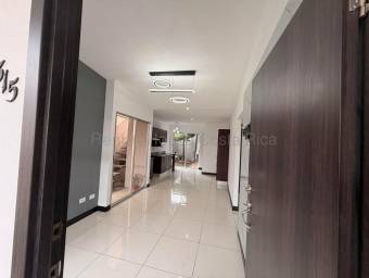Casa en condominio Valle Ilios con amenidades y excelente ubicación #26-2087 GS