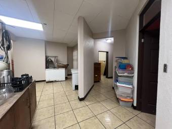 Venta edificio comercial con legado, parqueo y alto potencial #26-745 GS, $ 1,700,000, 10, Heredia, Heredia
