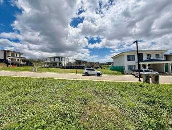 Lote plano en exclusivo condominio de Curridabat #26-2219 GS Lote plano en exclusivo condominio de Curridabat #26-2219 GS