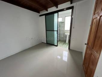 Casa en venta en San Ramón Centro con amplios espacios y acabados en madera #26-2203 GS Casa en venta en San Ramón Centro con amplios espacios y acabados en madera #26-2203 GS